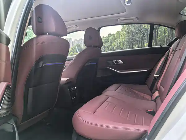 BMW 3 Series 2021