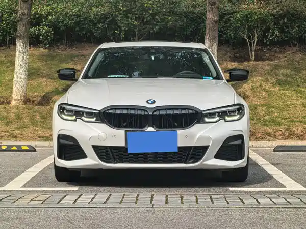 BMW 3 Series 2021