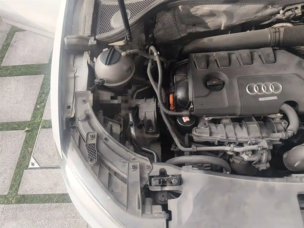 Audi Q3 2014 — фото 21