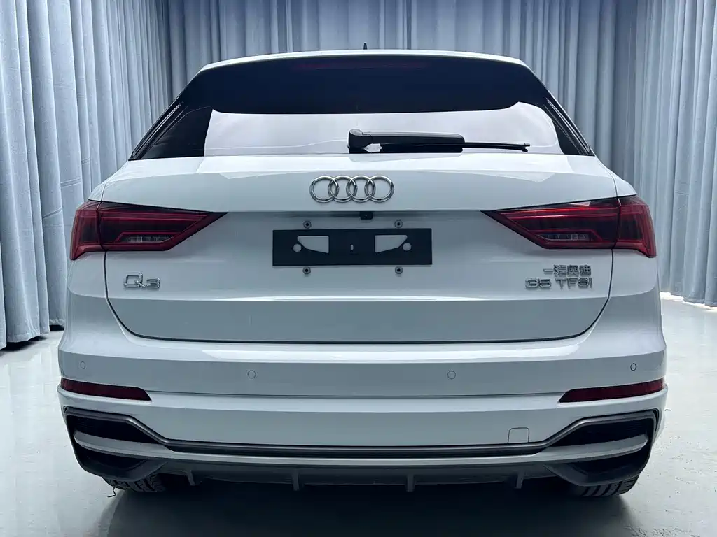 Audi Q3 2022 — фото 20