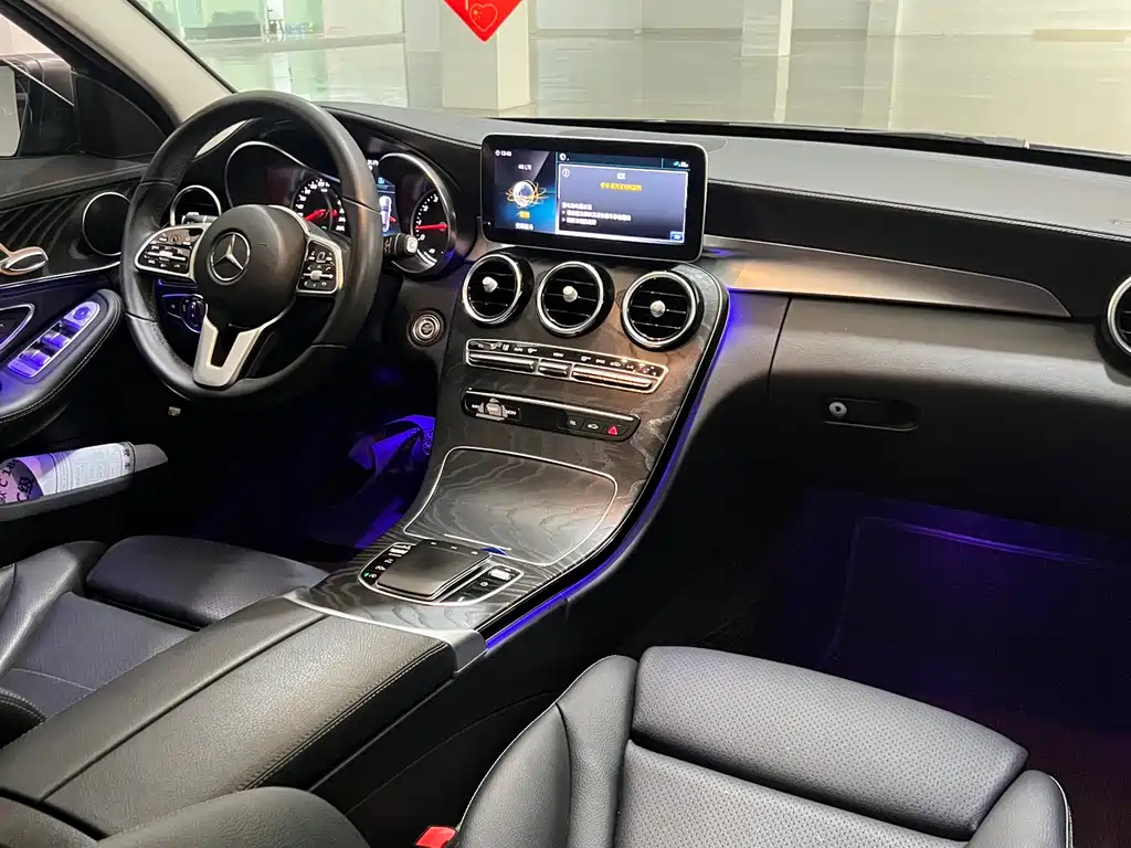 Mercedes-Benz C-Class 2019 — фото 11