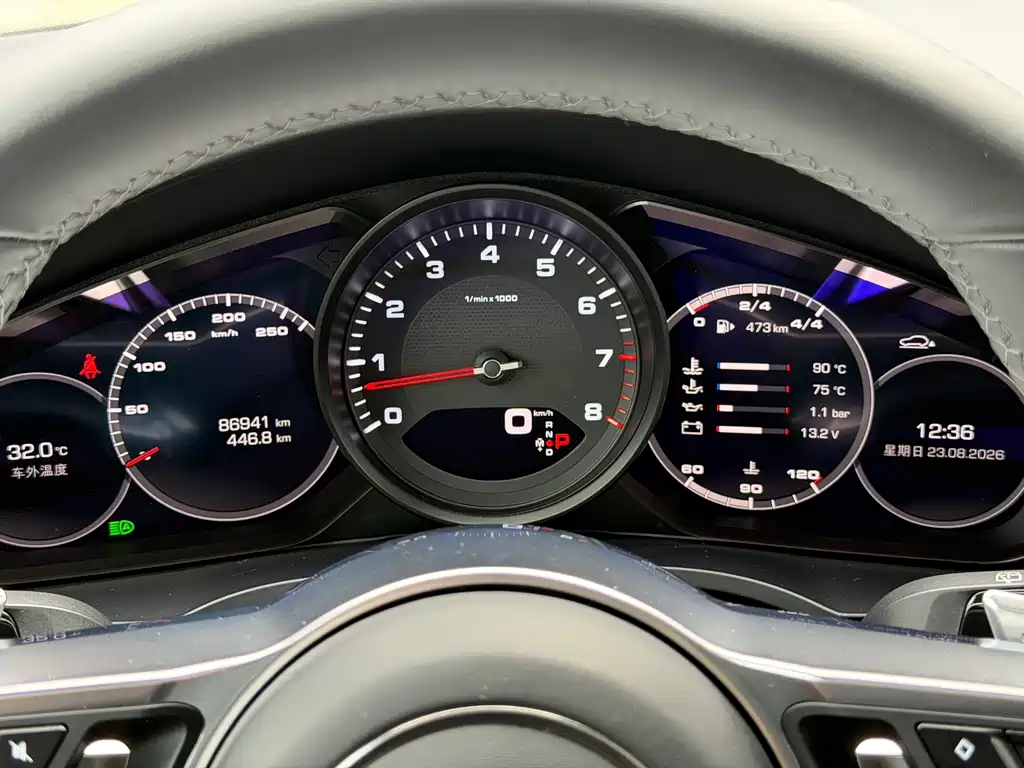Porsche Cayenne 2019 — фото 13