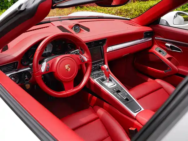 Porsche 911 2015