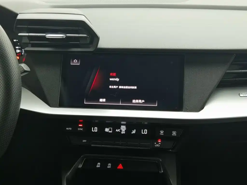 Audi A3 2021 — фото 12