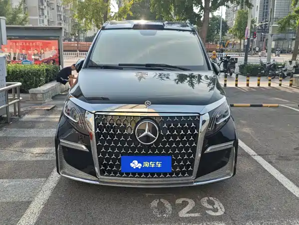 Mercedes-Benz Vito 2024