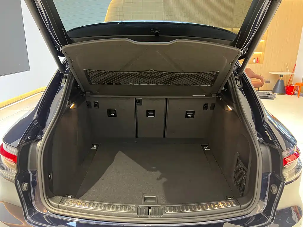Porsche Macan 2019 — фото 12
