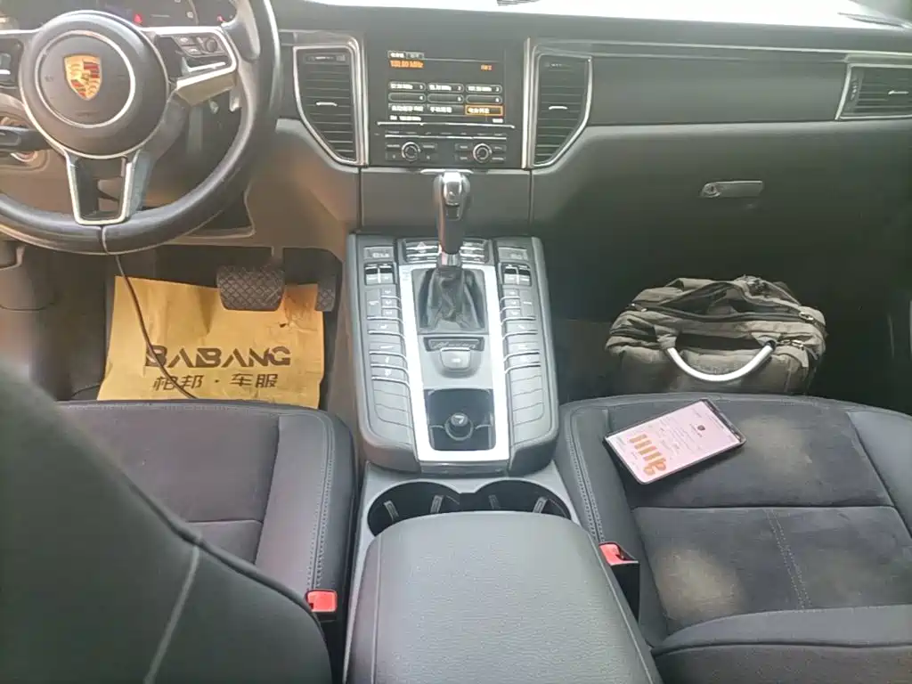 Porsche Macan 2015 — фото 14