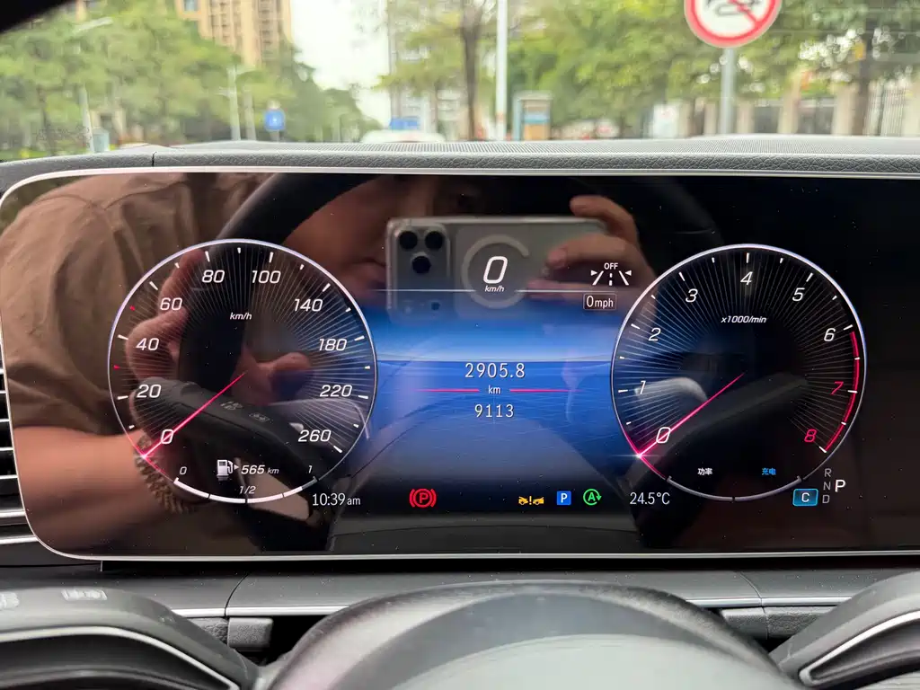 Mercedes-Benz GLE 2025 — фото 13