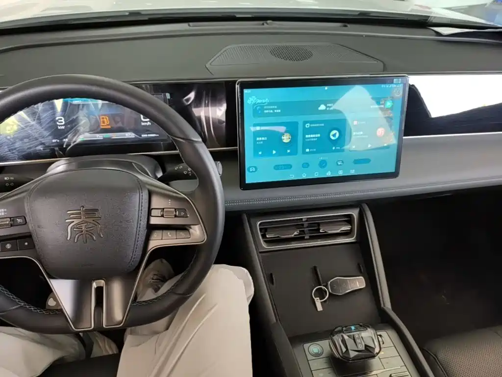 BYD Qin L 2025 — фото 10