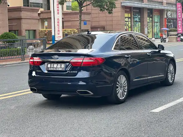 Ford Taurus 2017