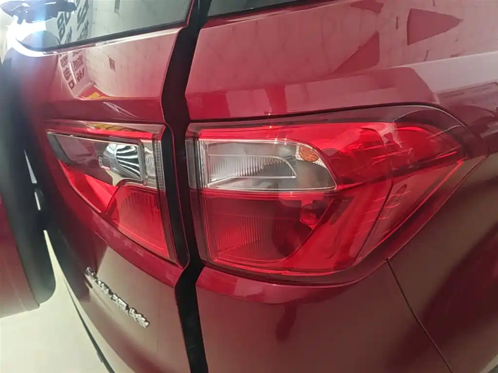 Ford Ecosport 2017 — фото 8