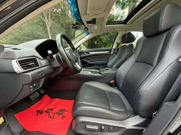 Honda Accord 2023