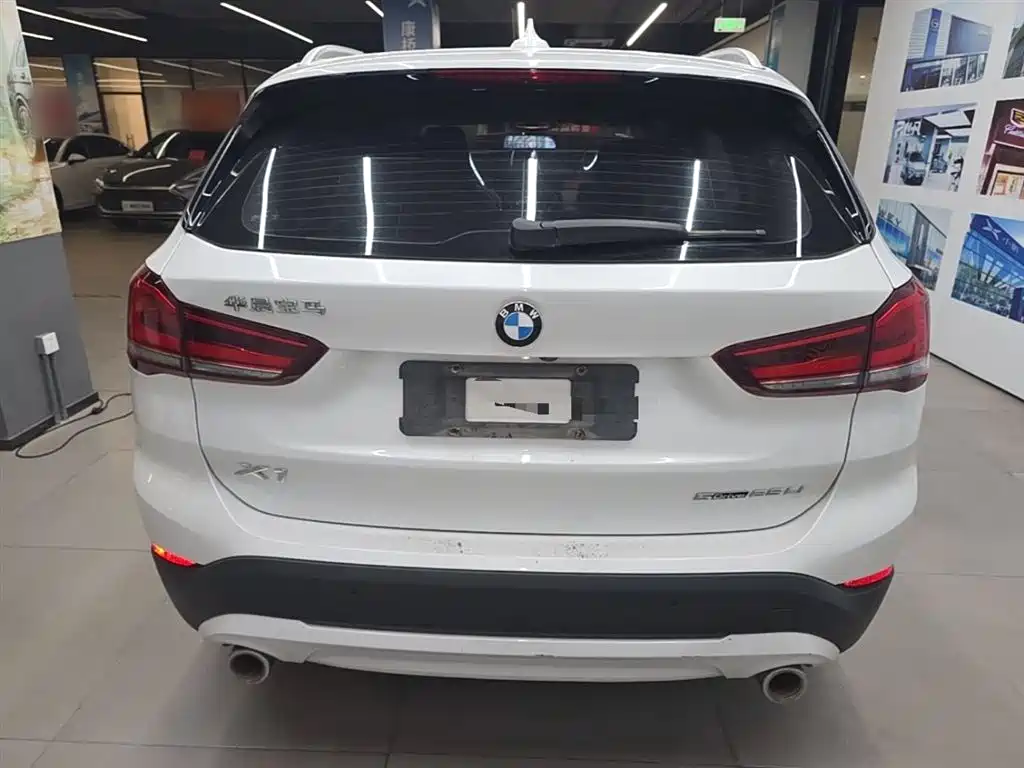 BMW X1 2021 — фото 6