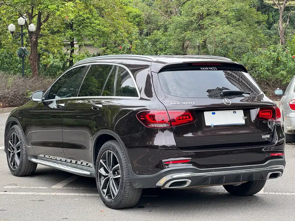 Mercedes-Benz GLC 2021 — фото 11