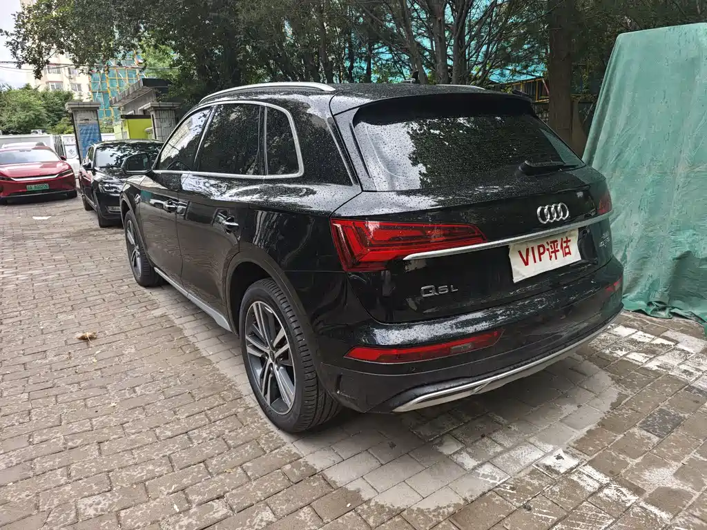 Audi Q5L 2023 — фото 3