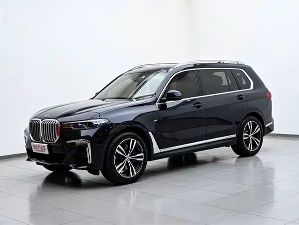 BMW X7 2022
