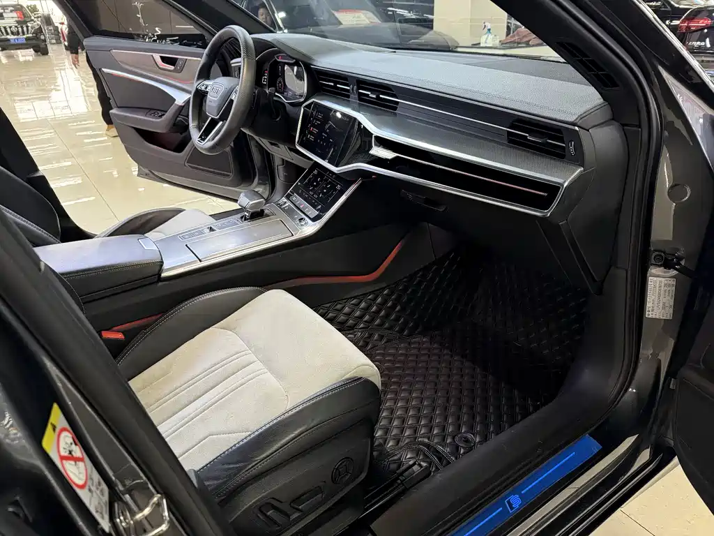Audi A6L 2022 — фото 11