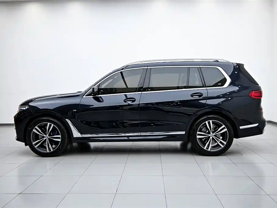 BMW X7 2022 — фото 5