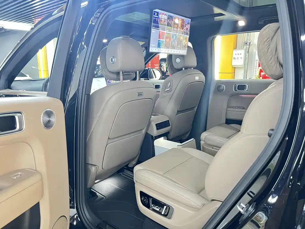 Li Auto Li L9 2025