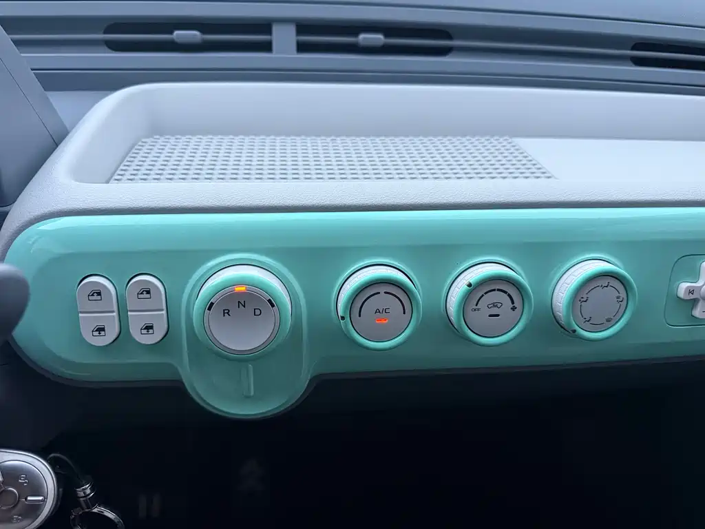 Bestune Pony 2025 — фото 9