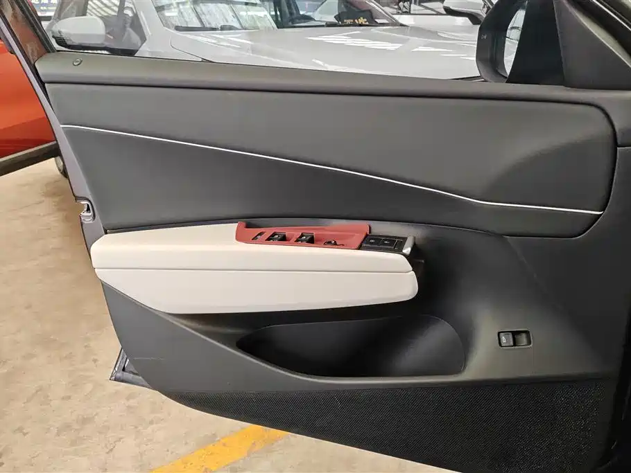 Volkswagen Sagitar 2025