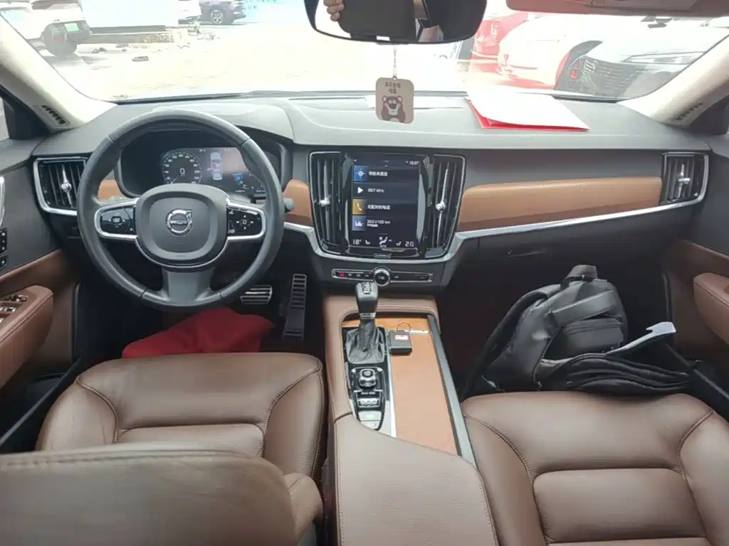 Volvo S90 2020 — фото 10