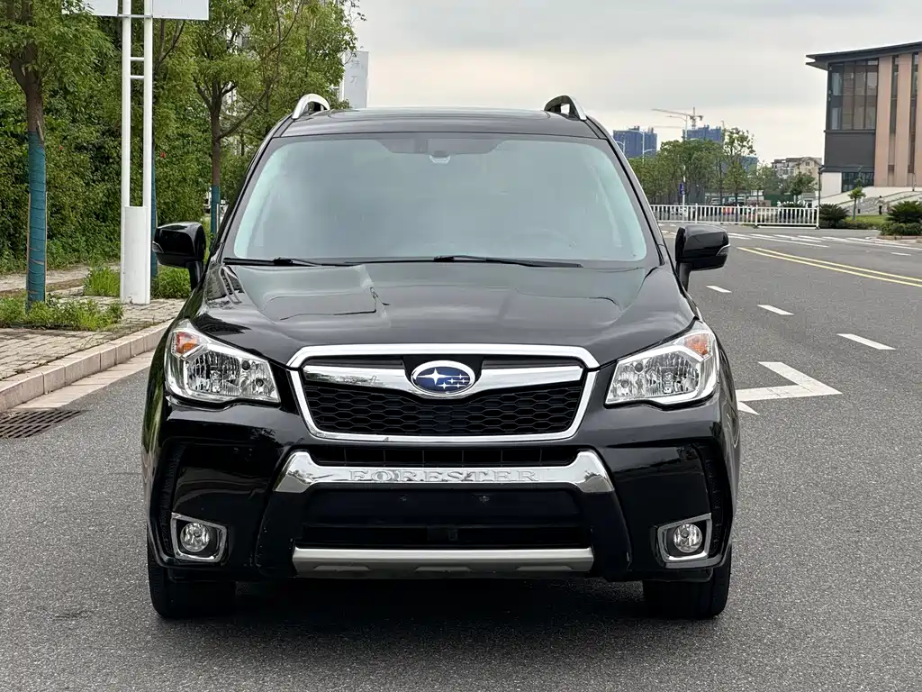 Subaru Forester 2016 — фото 2