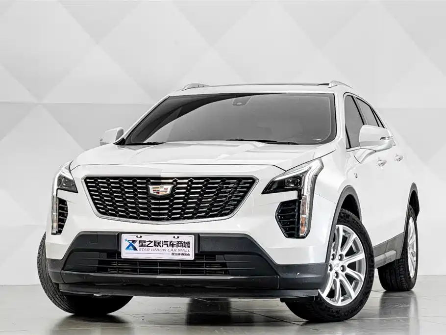 Cadillac XT4 2020 — фото 2