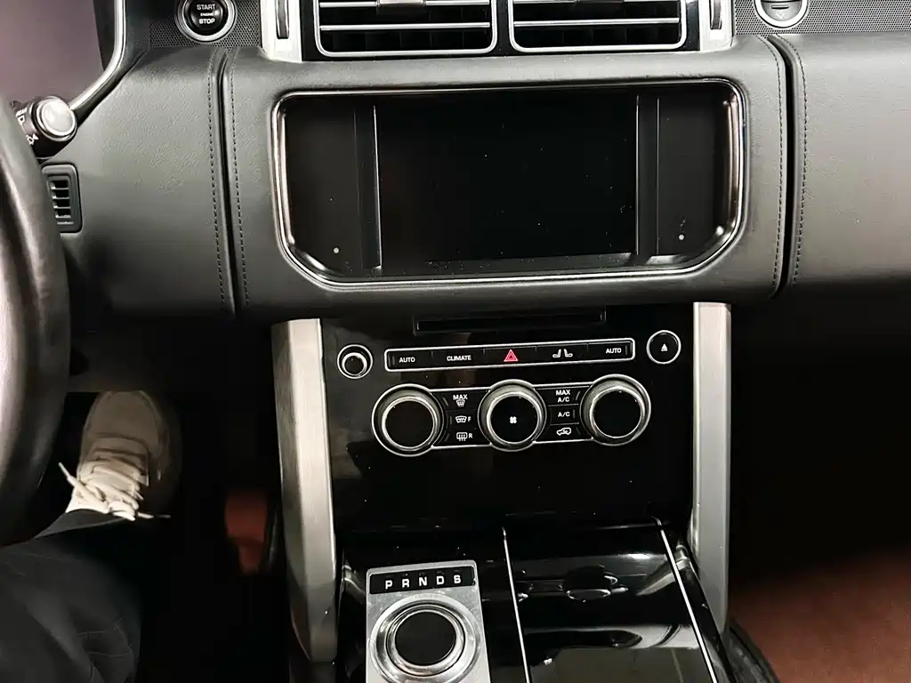 Land Rover Range Rover 2014 — фото 14