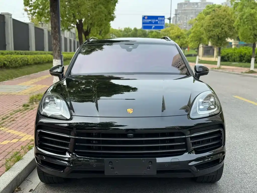 Porsche Cayenne 2023 — фото 2