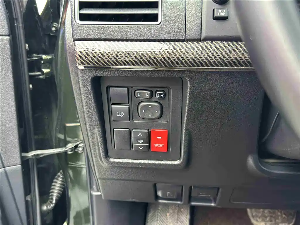 Toyota Prado 2020 — фото 14