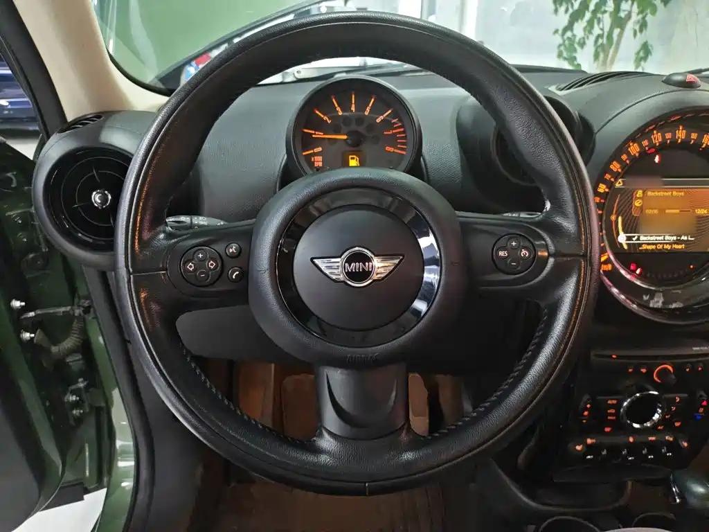 MINI Countryman 2016