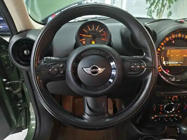 MINI Countryman 2016
