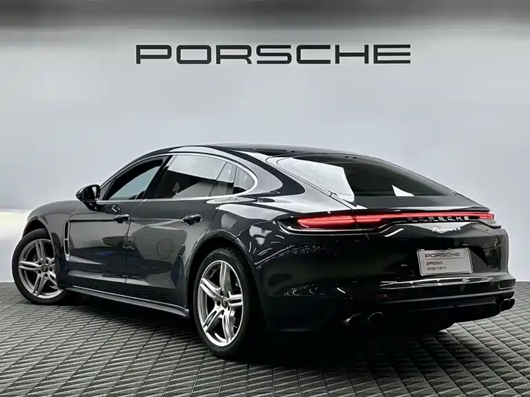 Porsche Panamera 2023 — фото 6