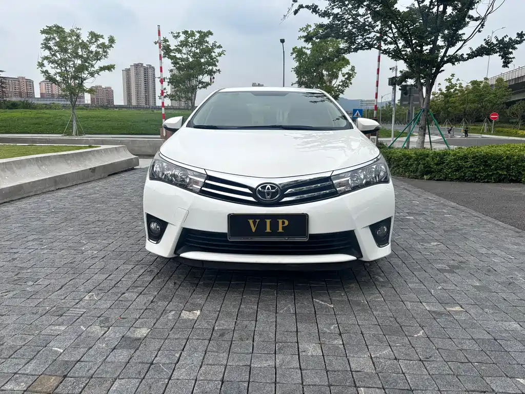 Toyota Corolla 2015