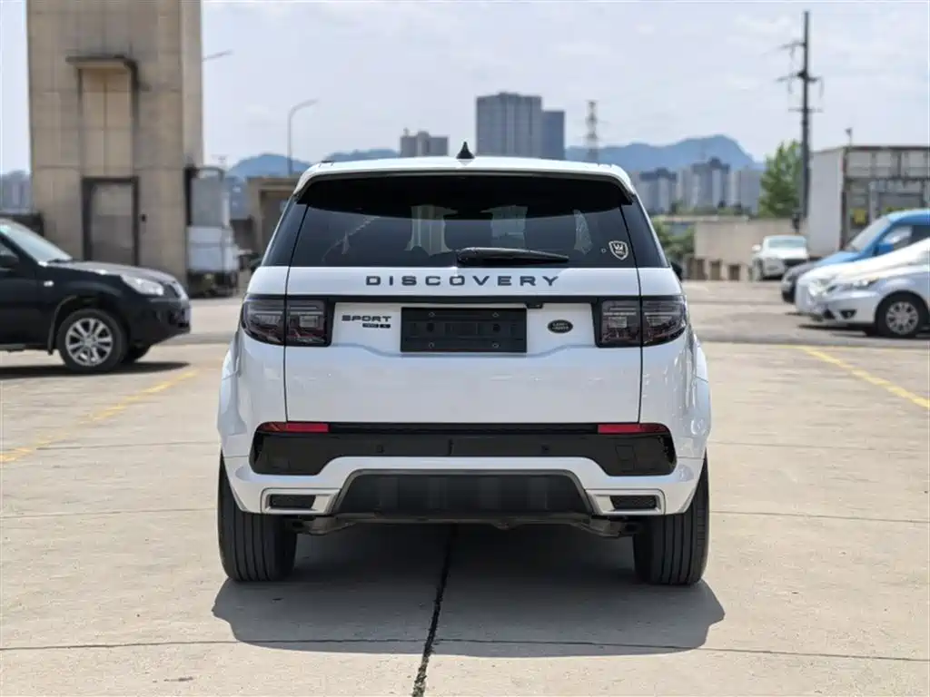 Land Rover Discovery Sport 2021 — фото 14