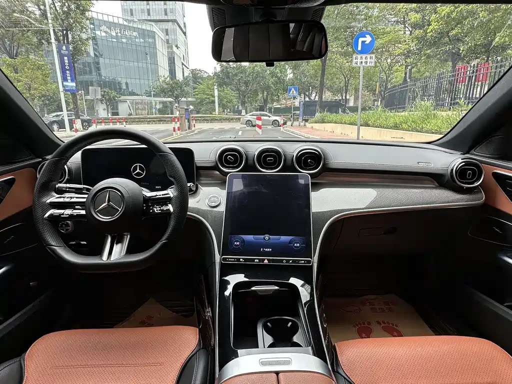 Mercedes-Benz C-Class 2022 — фото 11
