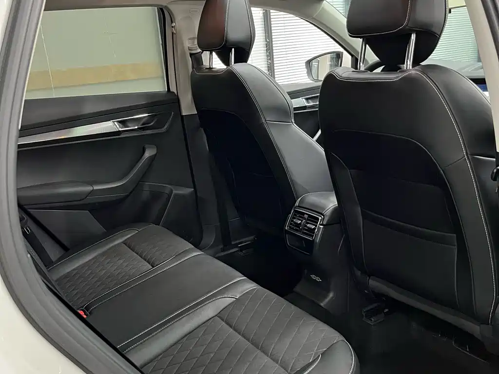 Skoda Karoq 2020 — фото 17