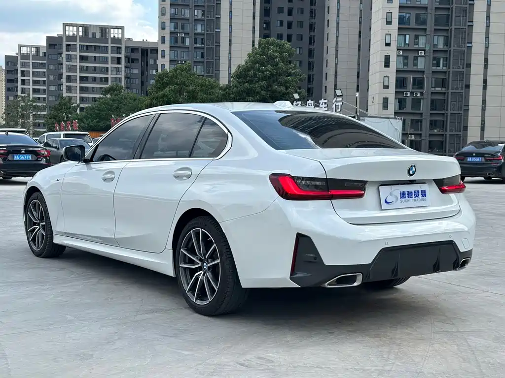 BMW 3 Series 2022