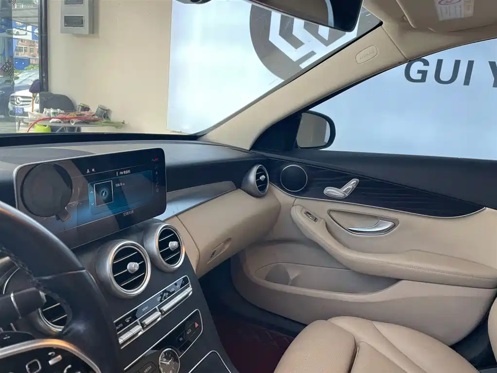 Mercedes-Benz C-Class 2021 — фото 11