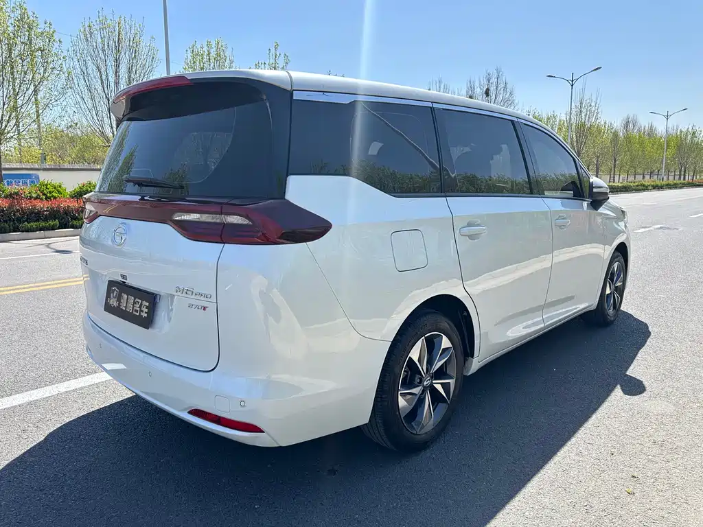 GAC Motor Trumpchi M6 2022 — фото 6