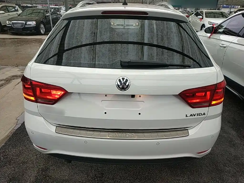 Volkswagen Gran Lavida 2016 — фото 4