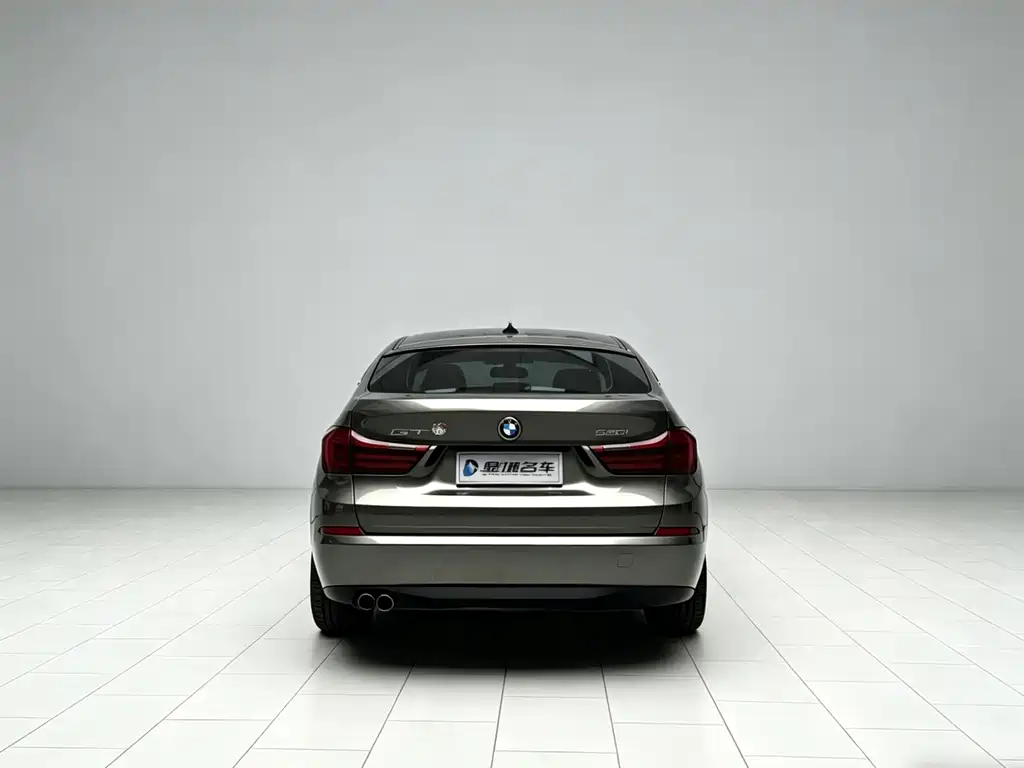 BMW 5 Series GT 2016 — фото 13