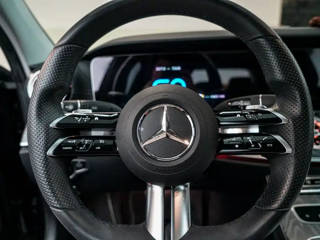 Mercedes-Benz E-Class New Energy 2021 — фото 8