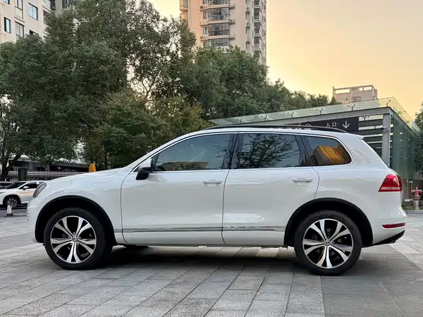 Volkswagen Touareg 2013