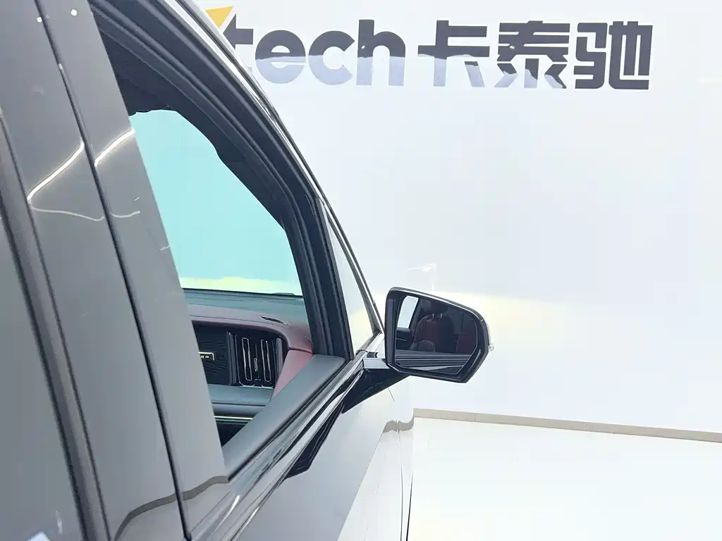 GAC Motor Trumpchi M8 2024 — фото 25