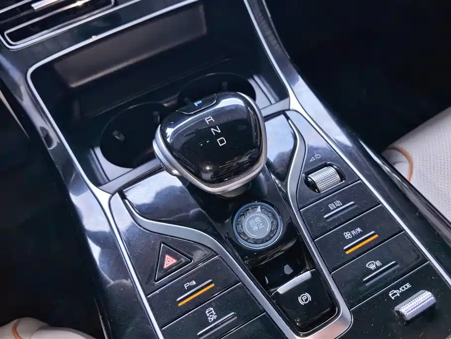 BYD Qin PLUS 2023 — фото 16
