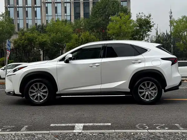 Lexus NX 2016