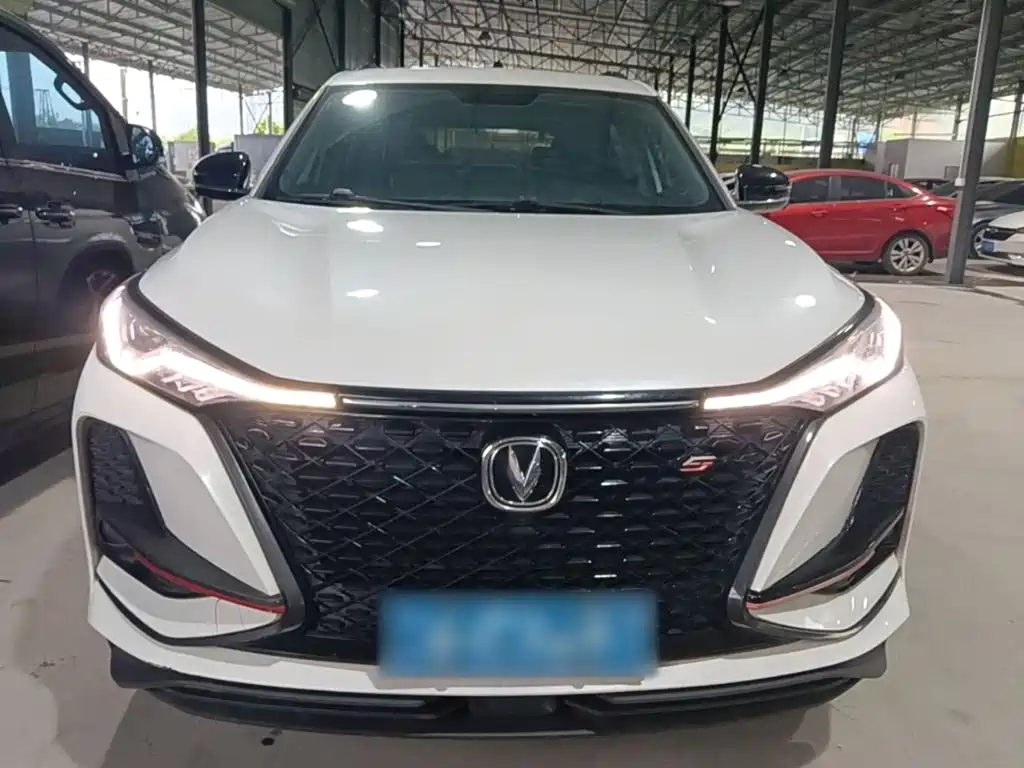 Changan CS75PLUS 2020 — фото 3