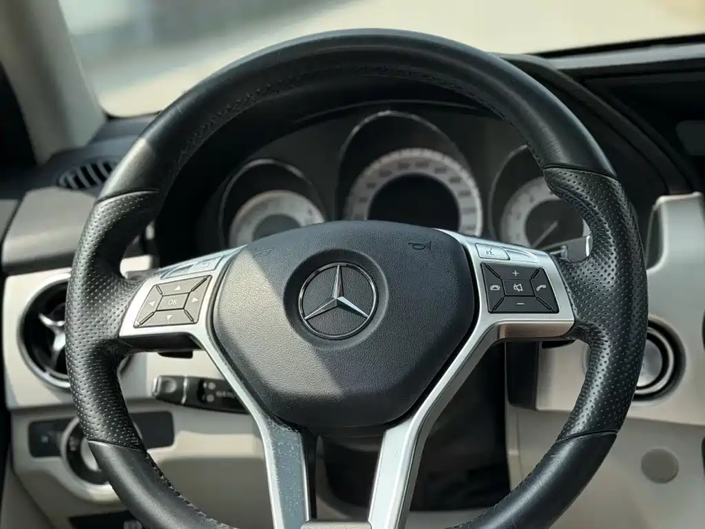 Mercedes-Benz GLK-Class 2015 — фото 6